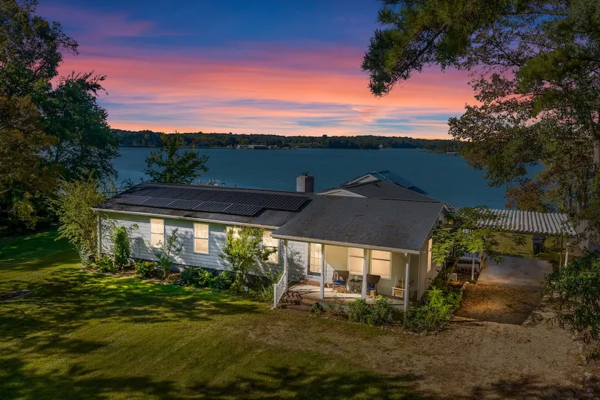 Enjoy the Sunset at Nomini Bay - Image 1