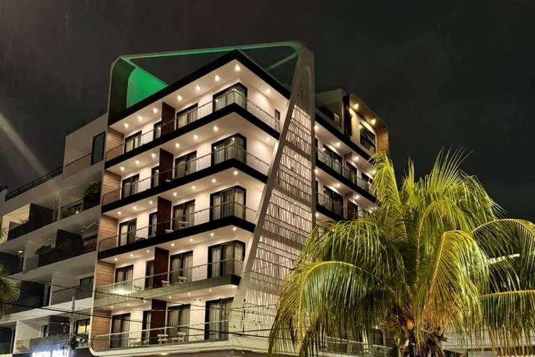 Alizee Tower - Image 1