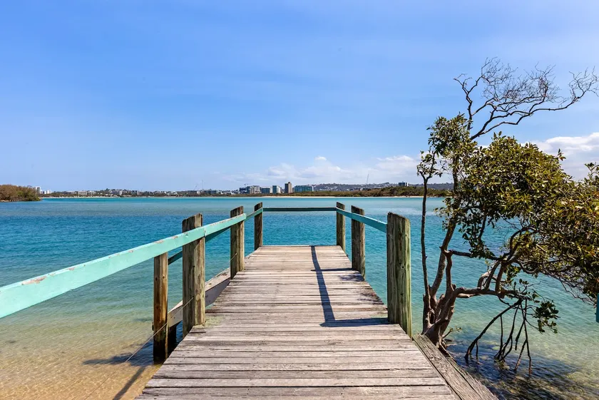 Twin Waters Seaside Resort Life - Image 1