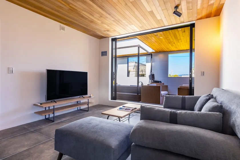 Stylish rental villa with private sauna, BBQ & Jacuzzi for up to 12 guests - Image 1