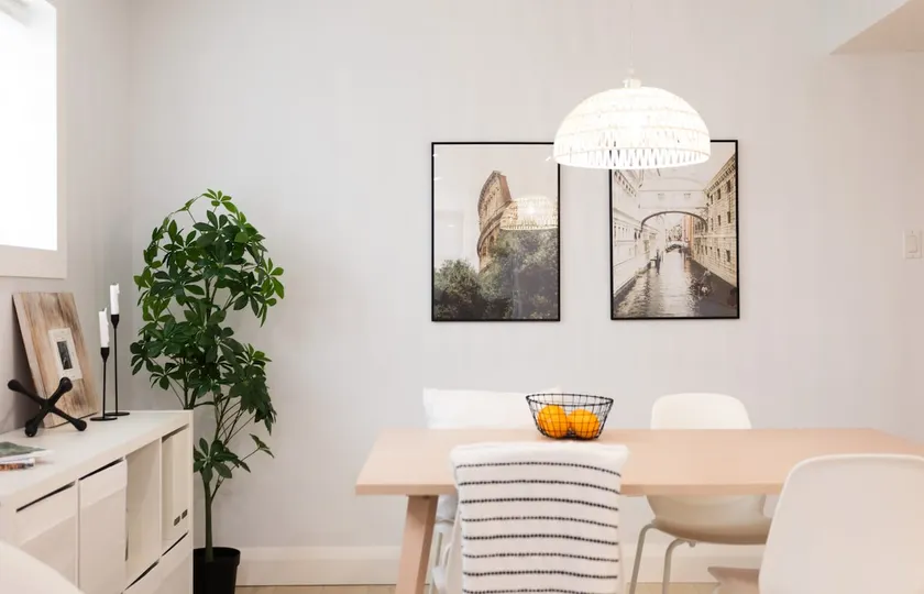 Modern 1 Bedroom Escape –10 Min to Downtown Ottawa - Image 1