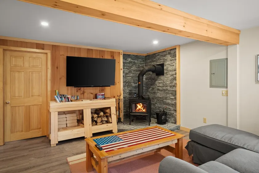 Stylish Vermont Home w/ Hot Tub! - Image 1