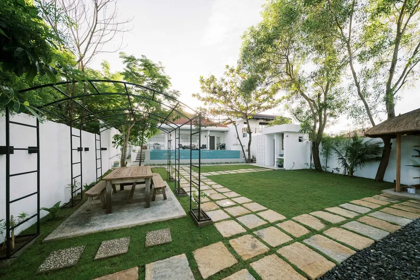 Ula Surfside: San Juan, La Union. - Image 1
