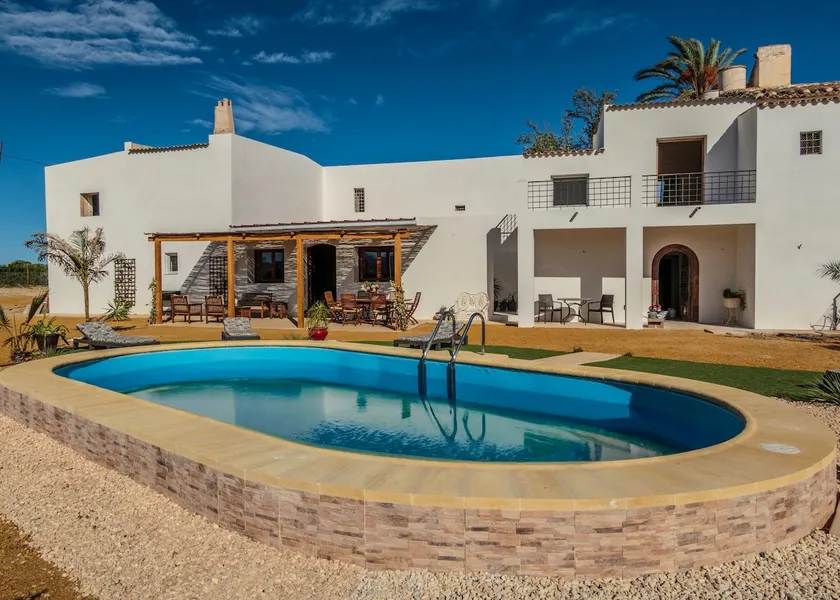 Tranquil Rural Villa, 2 bedroom private pool - Image 1