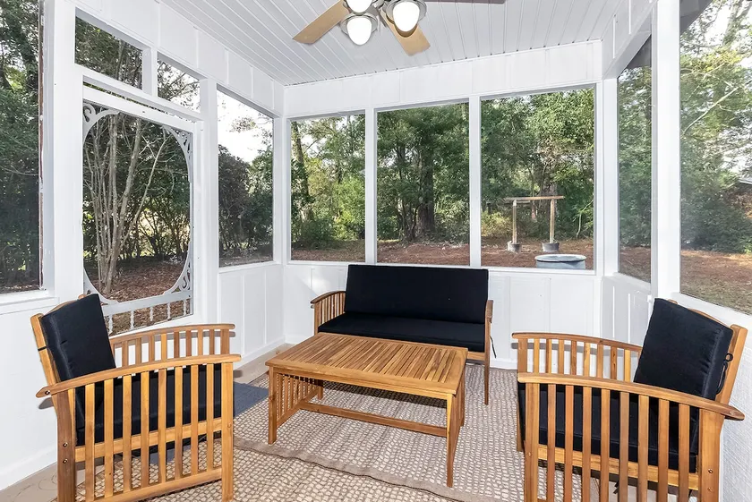 Modern & Cozy ~ Mins to Dwntwn & FSU ~ Gym ~ Yard - Image 1