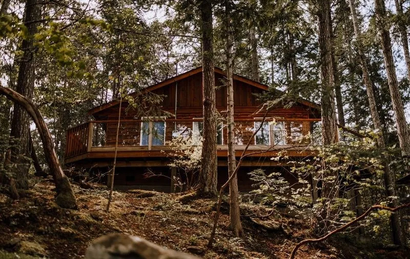 Cottage 4: a two-bedroom cottage on the bay! - Image 1