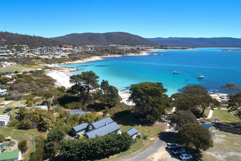 Seaside House - On Waubs Bay! - Image 1