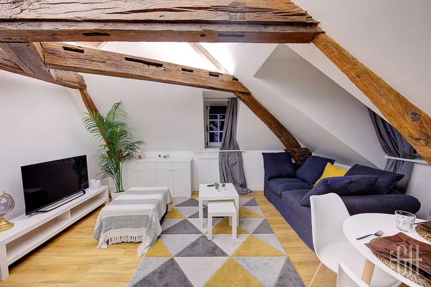 L'Azur - Air-conditioned apartment - WiFi - 100 m from the train station - Image 1