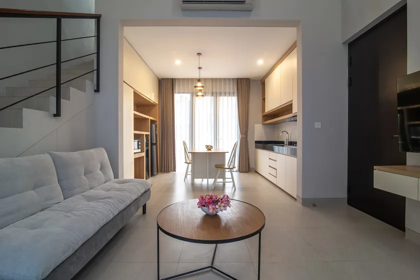 Brand new cozy home sleeps upto 4 close to beach - Image 1