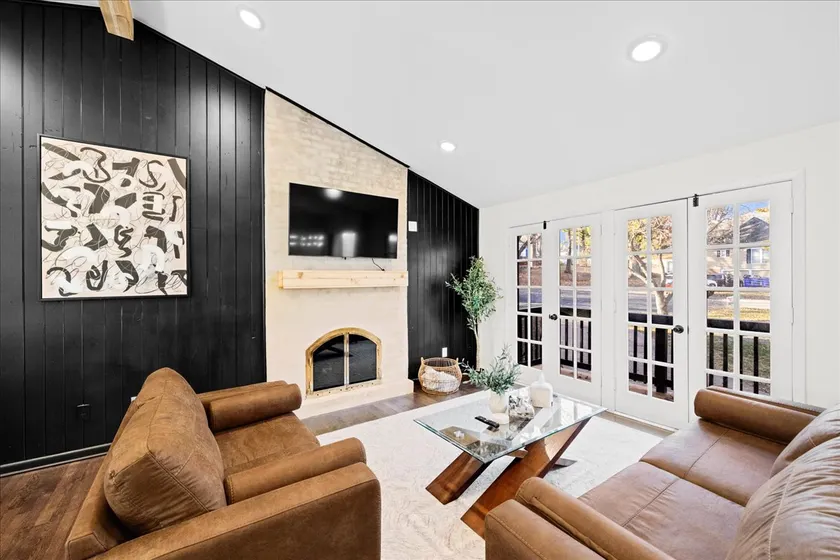 Mid-Century Modern Retreat Home - Overland Park - Image 1