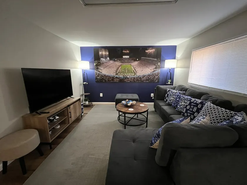 PSUApartment 2.2 Miles to Stadium! No Cleaning Fee - Image 1
