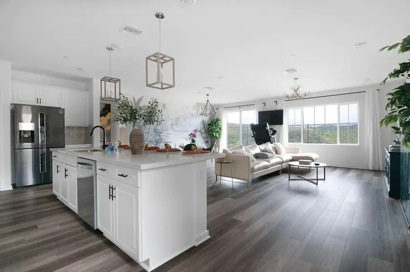 Peaceful cozy home-mountain view - Image 1