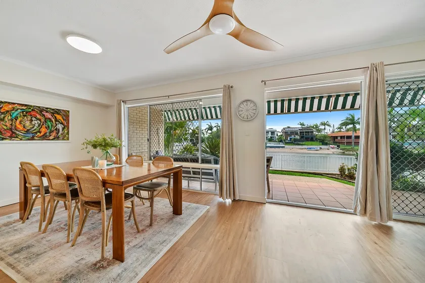 Mooloolaba Waterfront Luxury - Image 1