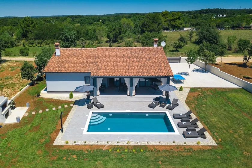 Villa My Ivana in Bale, Istria - Image 1