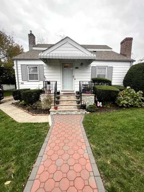 East Meadow Gem | Quiet, Cozy. - Image 1