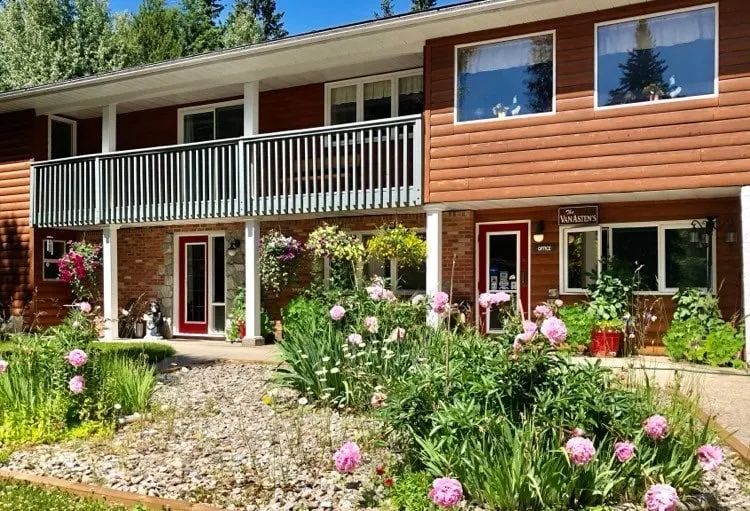 Dream Catcher Lodge Cozy rustic - Image 1