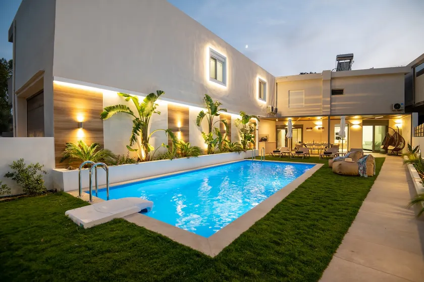 Serenity Villa a hidden paradise by Rentado - Image 1