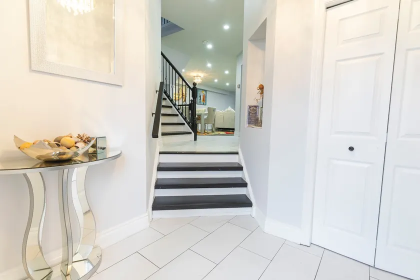 An Ideal Home Away From Home - Image 1