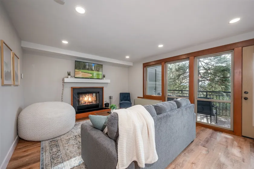 Easy Access to Bend+Bachelor | Hot Tub | Pets OK - Image 1