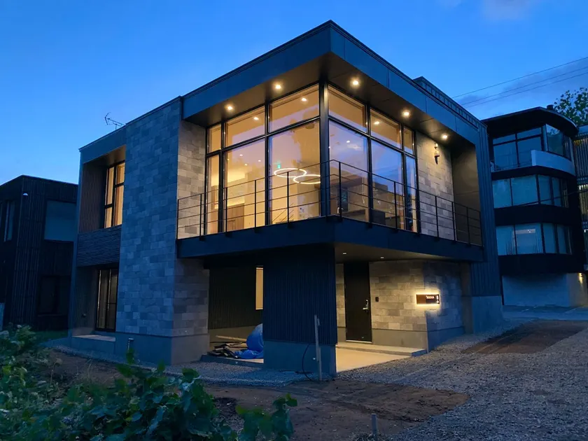 Takayama - Luxury 4 bedroom home - Image 1