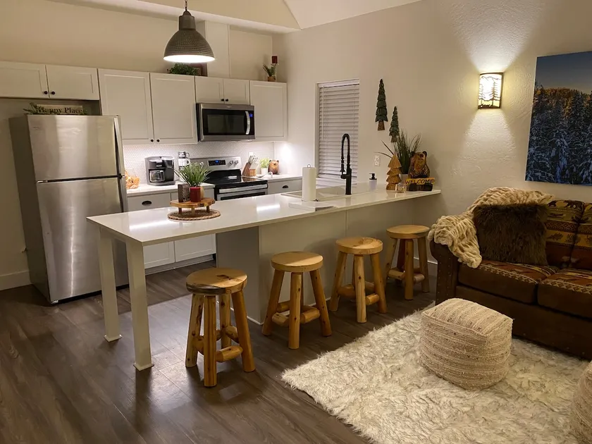 Comfy Bear Cottage - Image 1