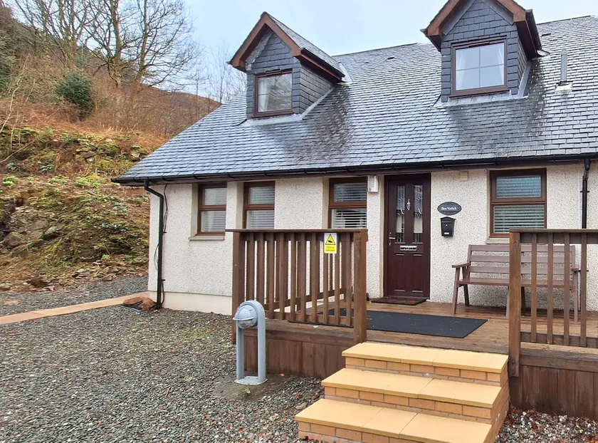 Ben Vorlich Cottage - Image 1