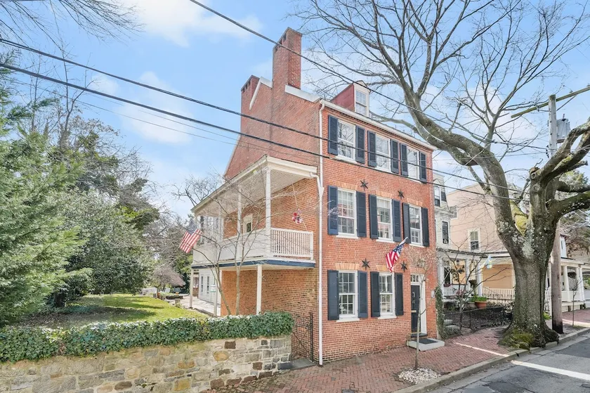 Stunning 6 suite grand mansion -downtown Annapolis - Image 1