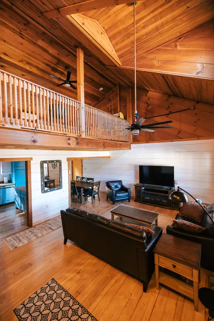 RRG Cabin with Hot Tub & Game Rooms - Image 1