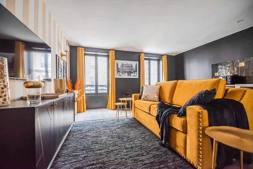 Cosy flat in the center of Paris 201 - Image 1