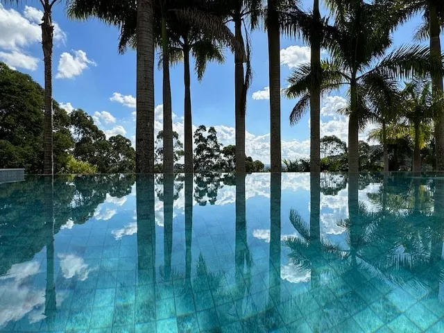 Stunning view! Spacious modern comfortable home - Image 1
