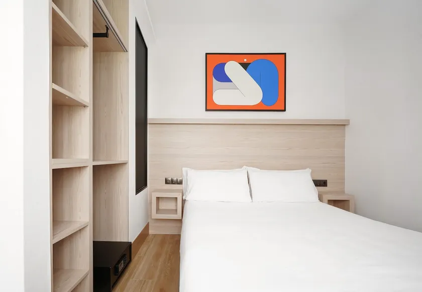 Numa Madrid Goya, Medium Studio with Kitchenette . - Image 1