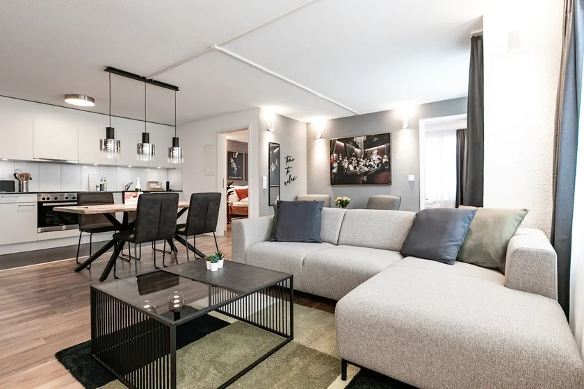 Spirit Apartments| Suite 2 | Central | Parking| AC - Image 1