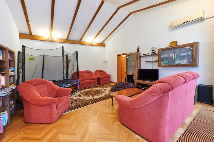 Family Apartman - Image 1