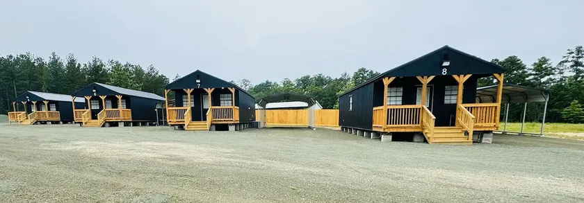 *NEW* Pineywood Cabins- #7 Little Creek Cabin - Image 1