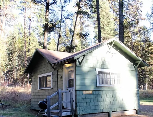 Glacier Cabin Tamaracks Resort - Image 1