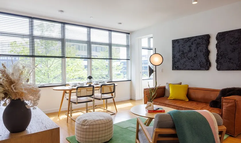 Peaceful 2 Bedroom Apartment in Amenity Building - Image 1
