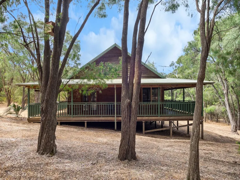 Forest stay at Yallingup - Image 1