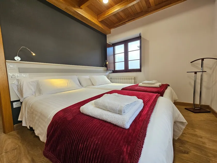 Lola Penarronda -Fontias 28B01 by R2R Apartments - Image 1
