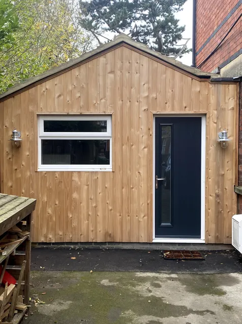 Modern 1-Bed Annexe - Image 1