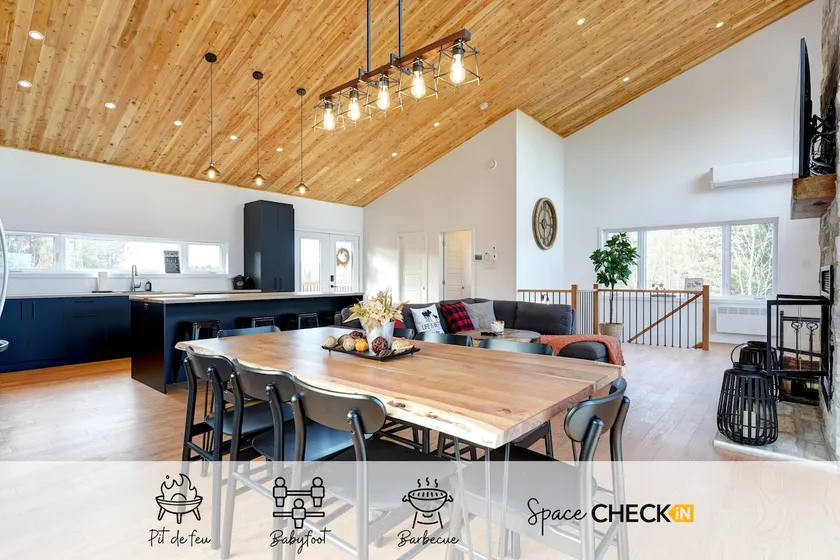 The Shore's Chalet | Spa+BBQ | Fireplace |Foosball - Image 1