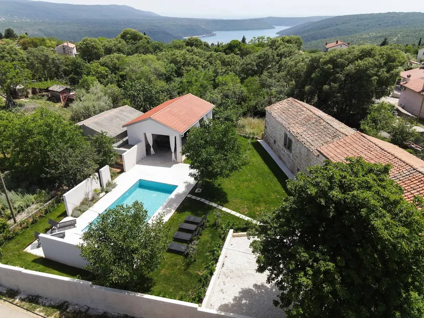 Vila Rustica+pool |Istrian village|800m2|500mbps| - Image 1