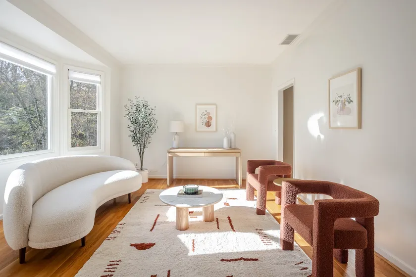 Private, Serene Mt Lookout 5B Retreat w/Garage - Image 1