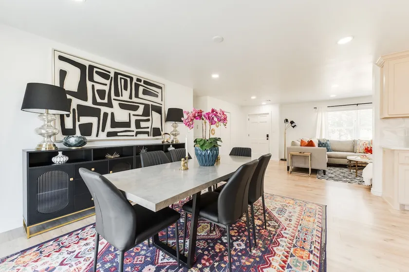 Remodeled-Newly Furnished-Colorful Gem in N OKC - Image 1