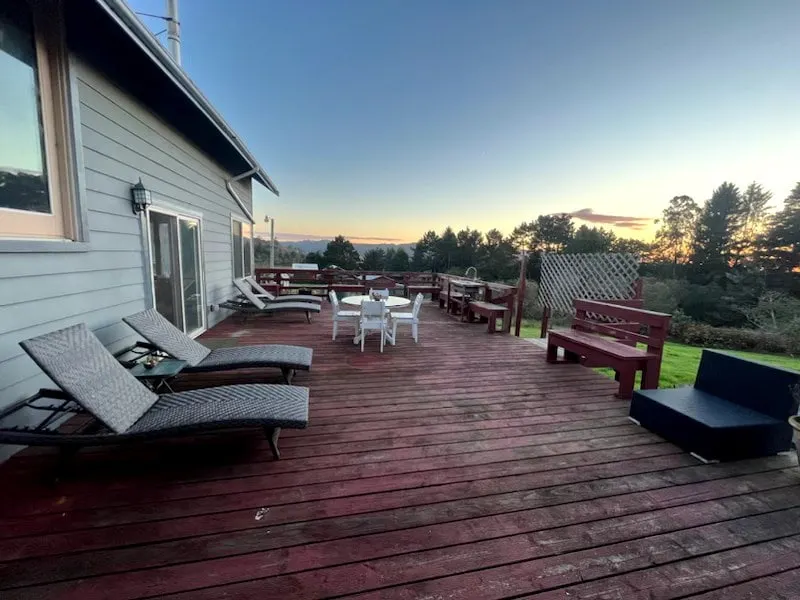 Valley View Farm House - Image 1
