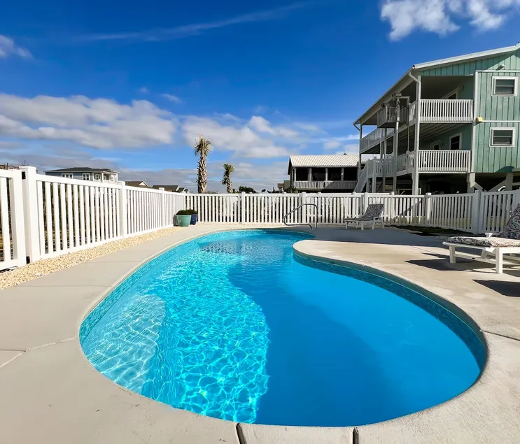 You Me & The Sea, Ocean Views, Pool, Dogs Welcome - Image 1