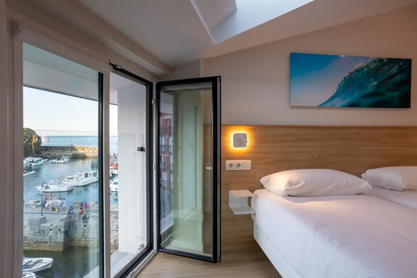 2 bedroom apartment by MundakaPort - Image 1
