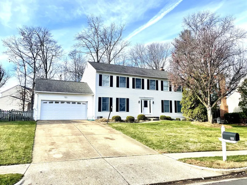 Tranquil Luxury: 5-BR Haven in a Quiet Cul-de-Sac - Image 1