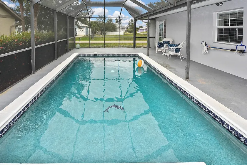 Stylish Heated Pool Home Walk To Downtown - Image 1