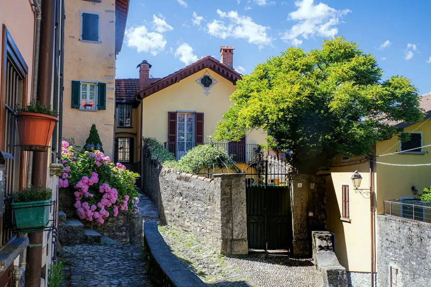 Charming House Bice - by MyHomeInComo - Image 1
