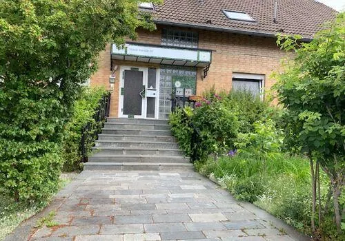 Apartment on the 3rd floor with kitchen - Image 1